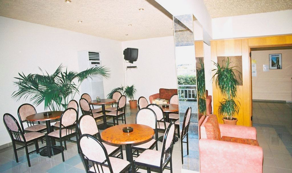 Memories Aparthotel 2*